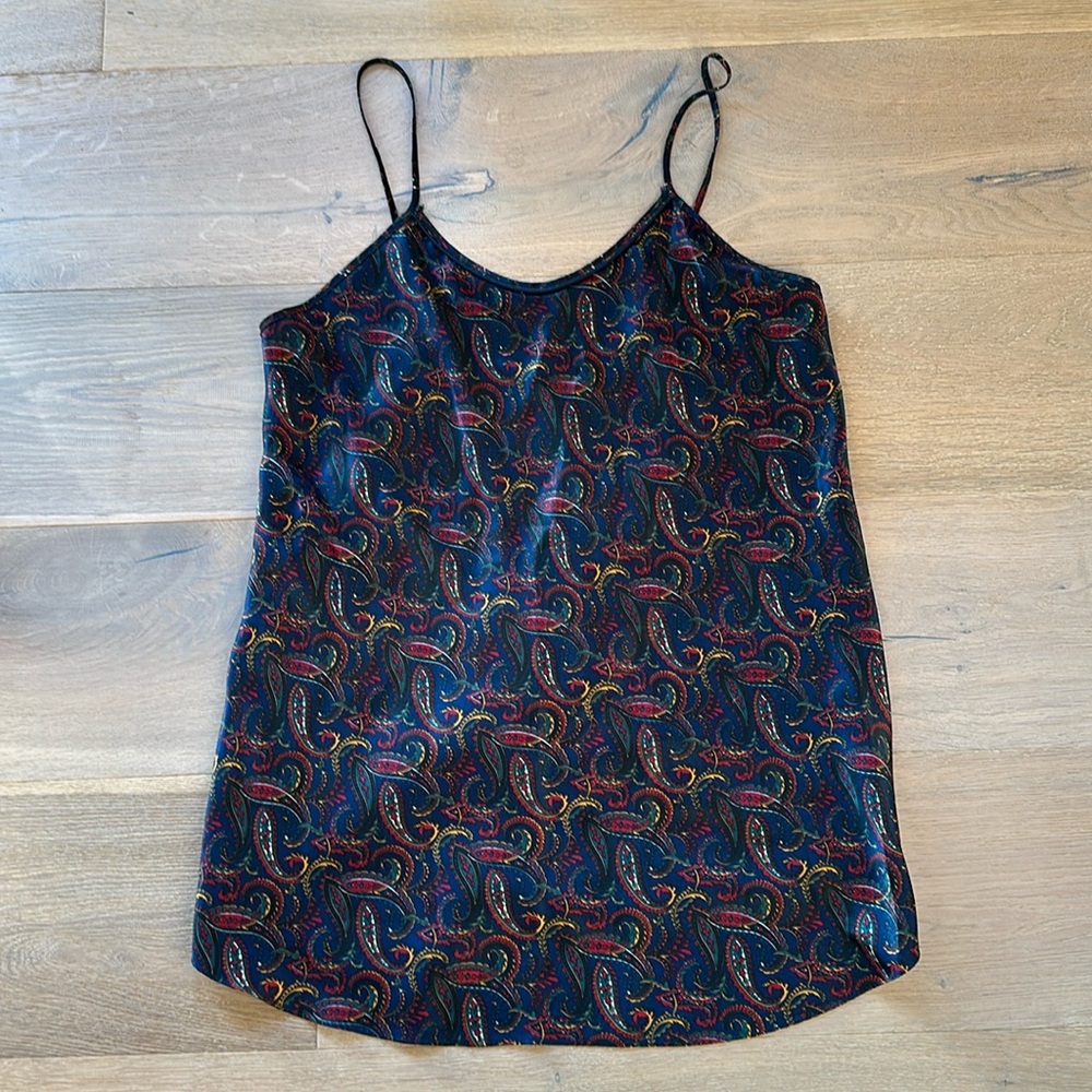 Linda Bis short night gown